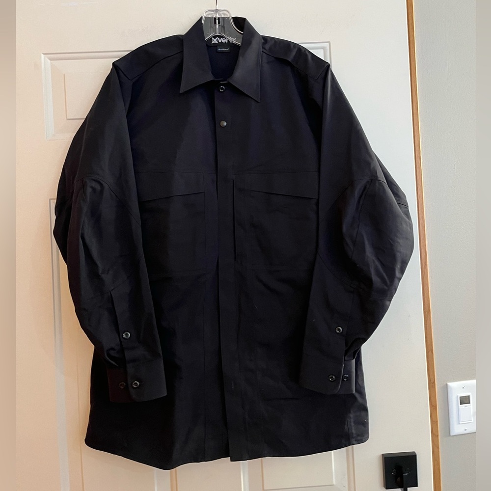 Vertx black tactical utility long sleeve collar zipper front shirt. Medium Reg